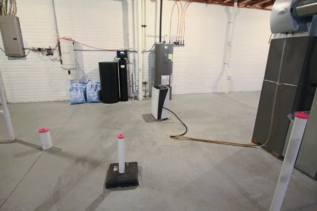 $539,900 | W250N5015 William Drive, Sussex, WI 53072