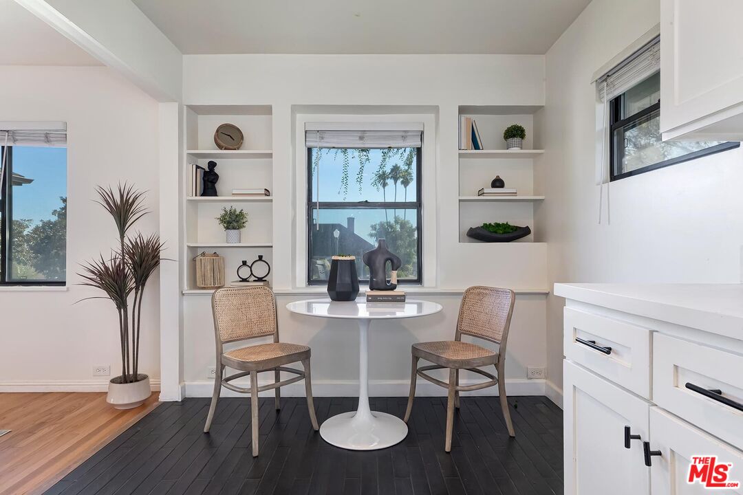 9125 David Avenue Los Angeles, CA 90034 - Photo 15 of 41