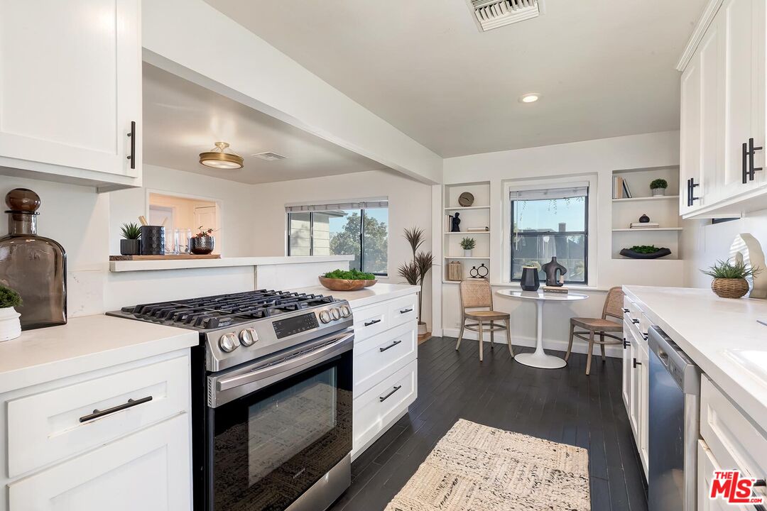 9125 David Avenue Los Angeles, CA 90034 - Photo 20 of 41