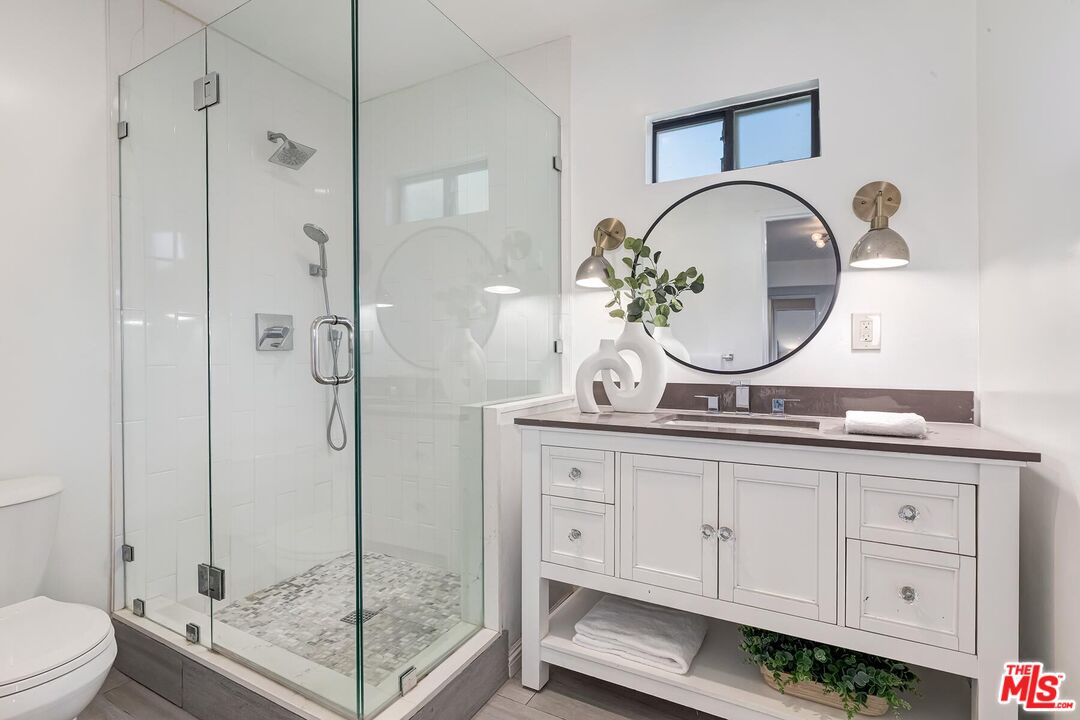 9125 David Avenue Los Angeles, CA 90034 - Photo 26 of 41