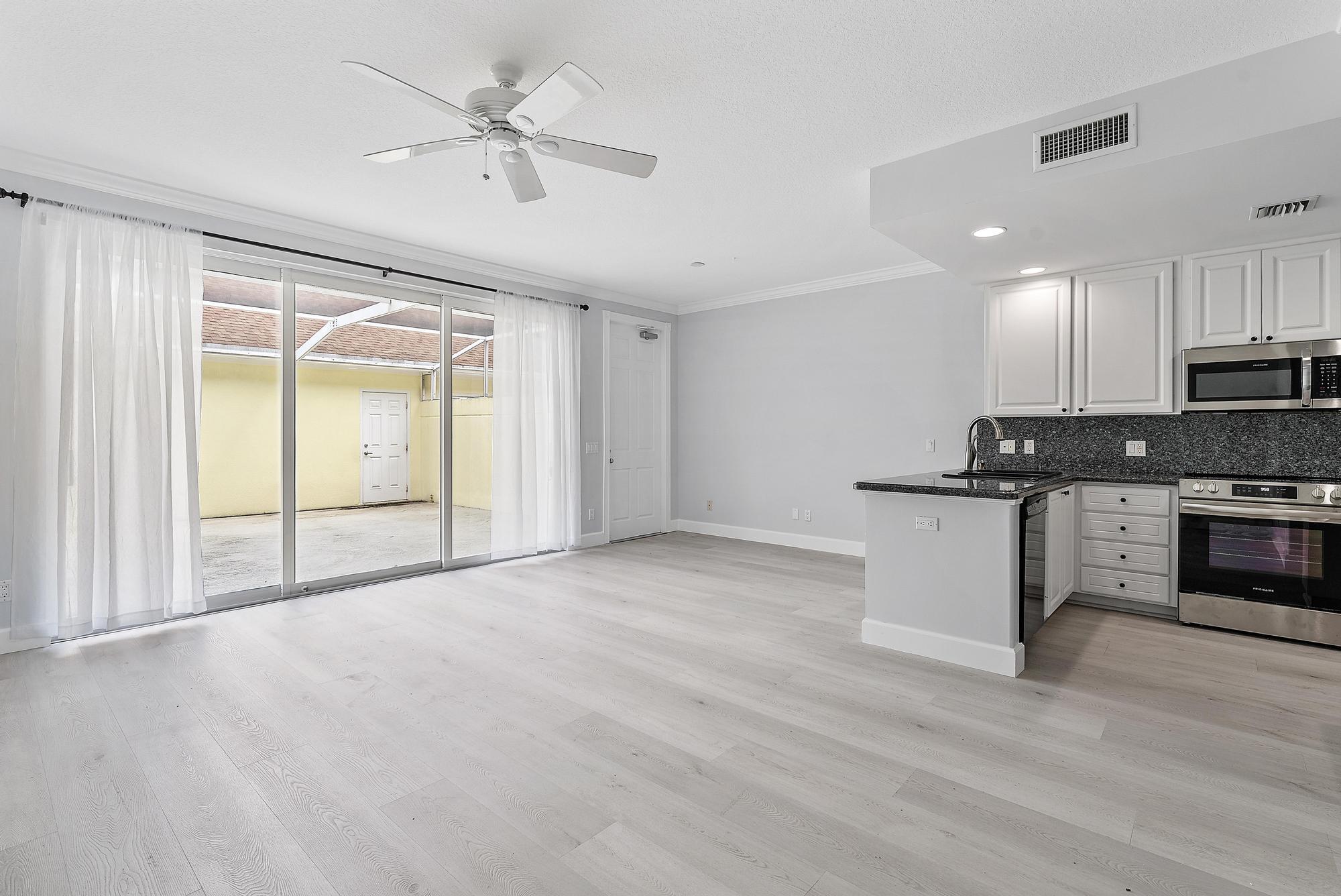 153 Andover Drive Jupiter, FL 33458 - Photo 9 of 22 153 Andover Dr