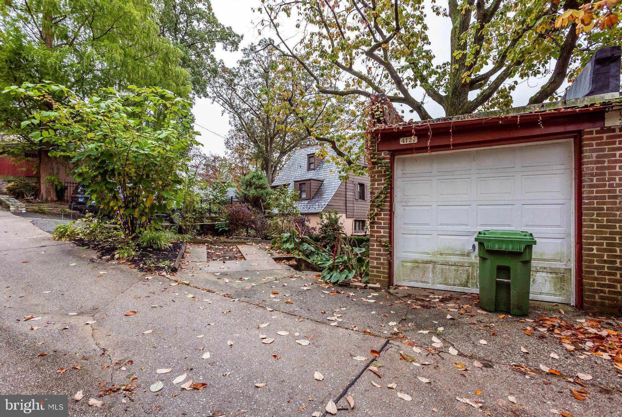 4121 Westview Road Baltimore, MD 21218 - Photo 44 of 45 Garage with automatic door opener