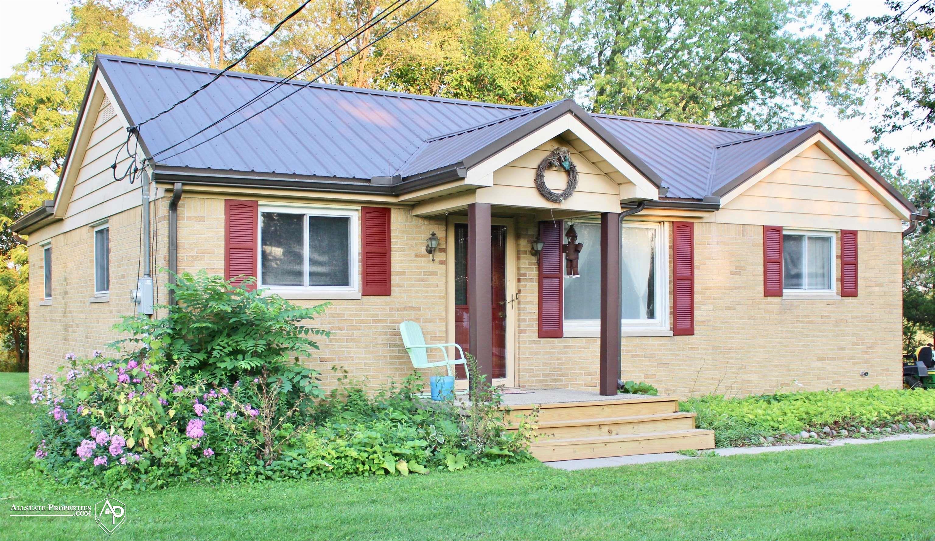 4234 North Gale Road Davison, MI 48423 - Photo 2 of 45 50088244-1.JPG