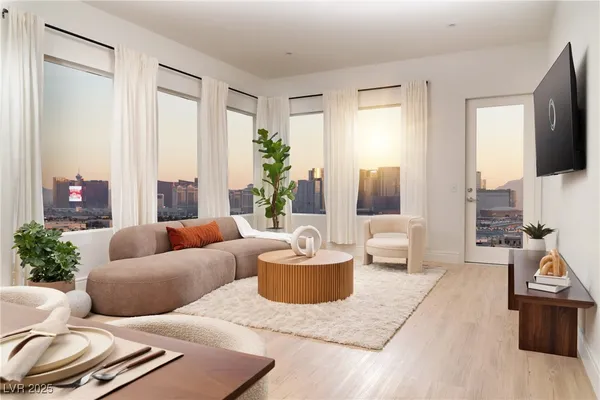 $3,690 | 5050 West Russell Road, Unit 125, Las Vegas, NV 89118