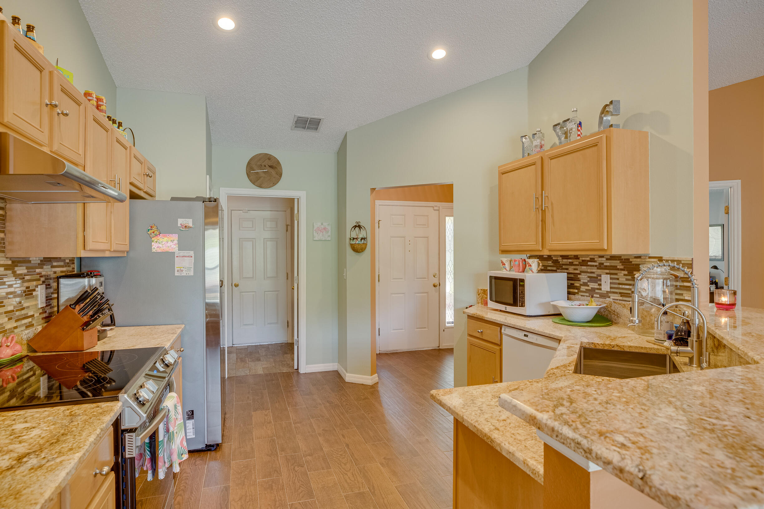 7006 Arthurs Road Fort Pierce, FL 34951 - Photo 11 of 42 7006 Arthurs Rd (10)
