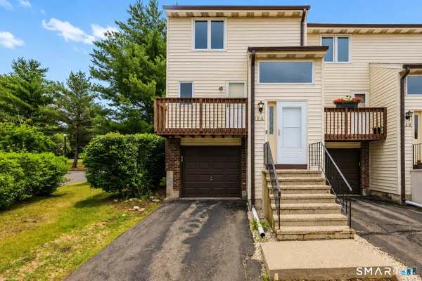 $325,000 | 1 Foncine Lane, Unit 1, South Windsor, CT 06074