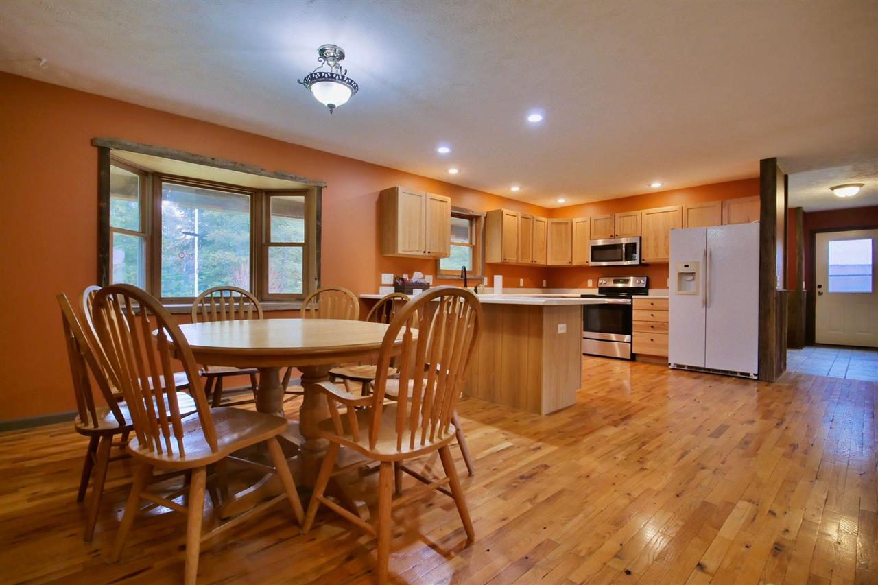 8760 North 11 Road Mesick, MI 49668 - Photo 6 of 40 1887086-5.JPG