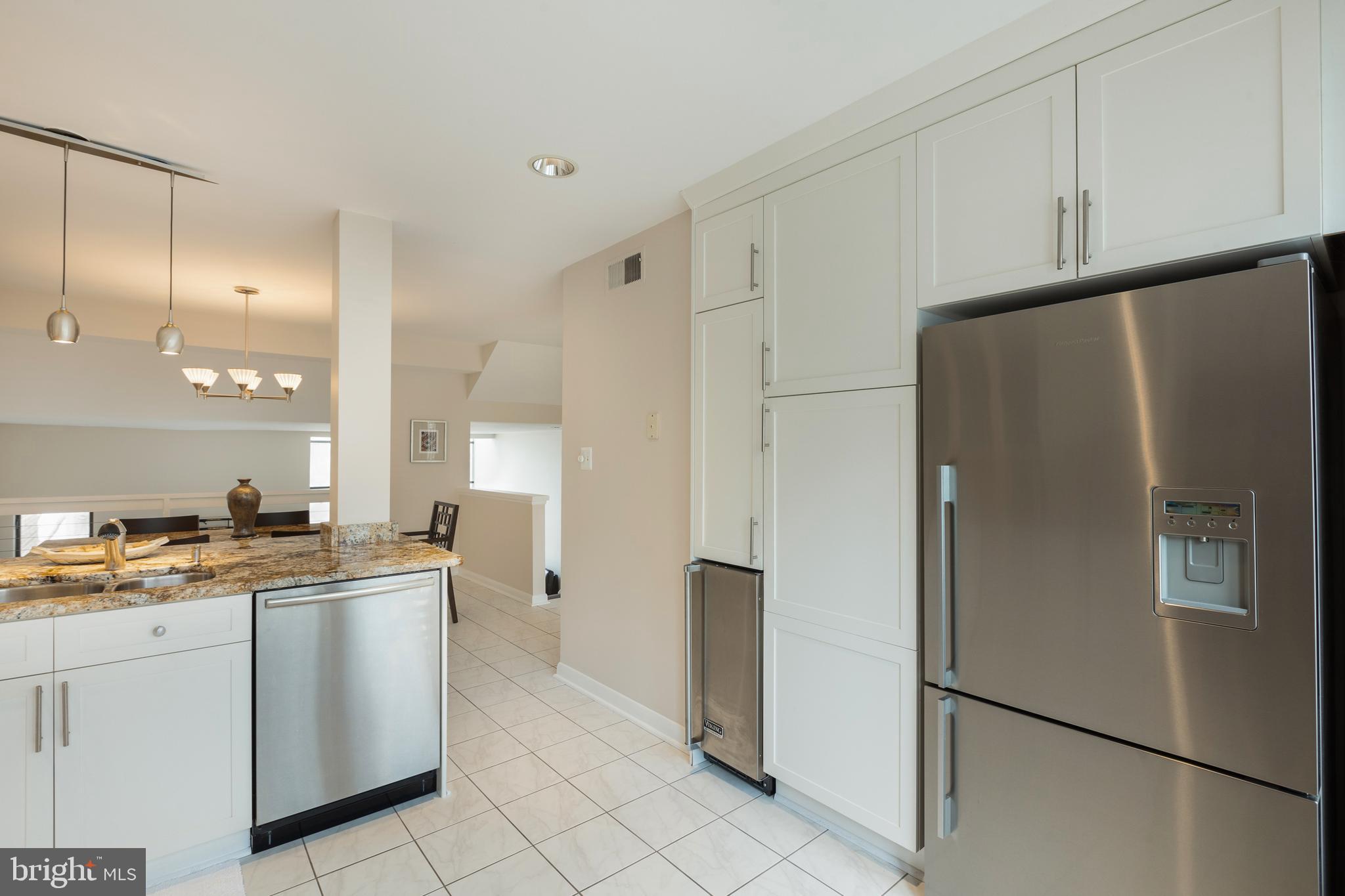 11030 Thrush Ridge Road Reston, VA 20191 - Photo 13 of 56