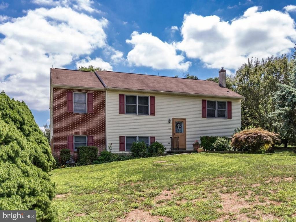 125 Scott Road Nottingham, PA 19362 - Photo 1 of 21