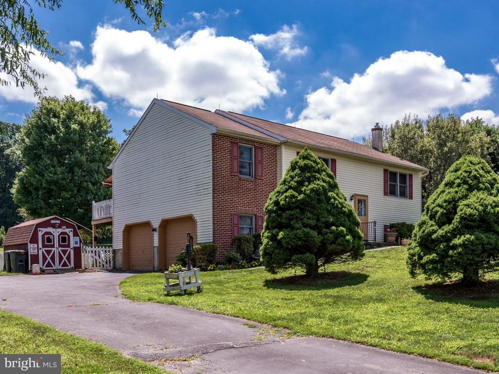 125 Scott Road Nottingham, PA 19362 - Photo 2 of 21