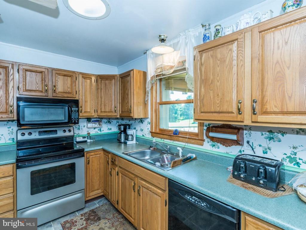 125 Scott Road Nottingham, PA 19362 - Photo 6 of 21