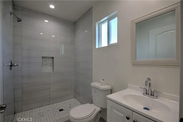 $1,900 | 14604 Cohasset Street, Van Nuys, CA 91405