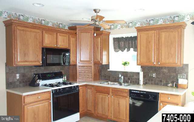 165 Bitternut Road Mount Wolf, PA 17347 - Photo 2 of 9 Gallery Image 2
