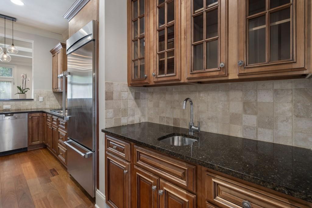 4222 Rickenbacker Drive Northeast, Unit 22 Atlanta, GA 30342 - Photo 8 of 46 Gallery Image 8