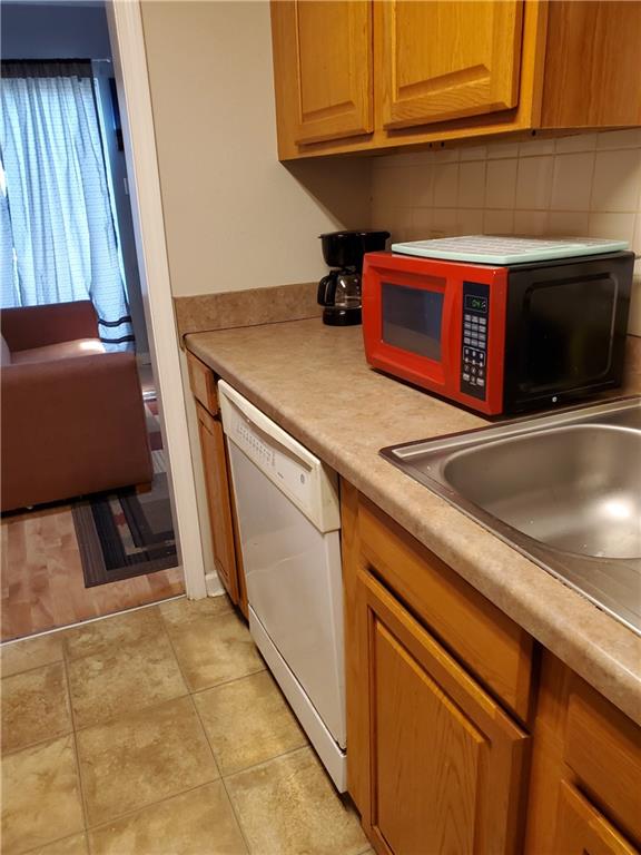 110 Canulette Road, Unit 8 Slidell, LA 70458 - Photo 3 of 8 Gallery Image 3