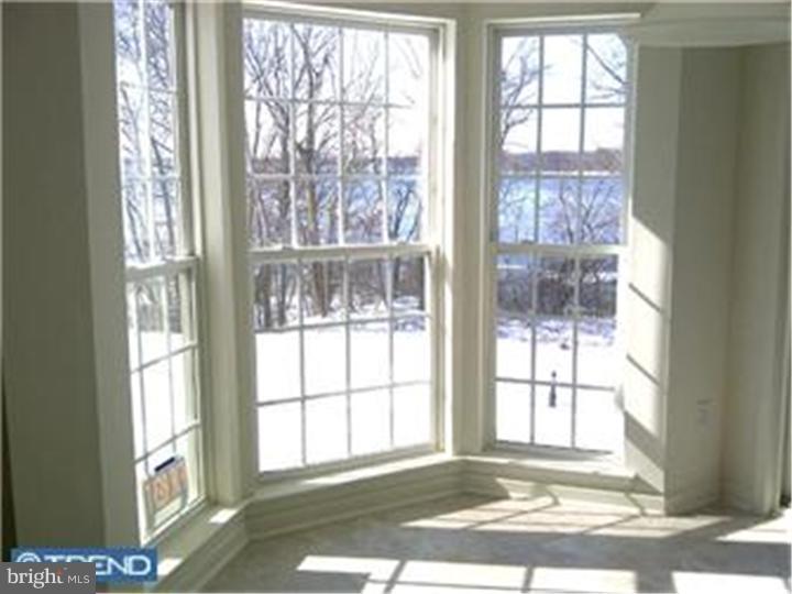 28 River Lane Delanco, NJ 08075 - Photo 4 of 12
