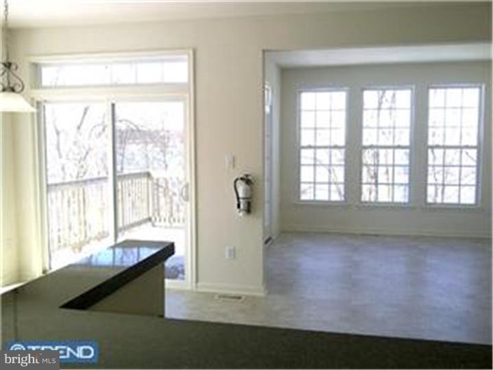 28 River Lane Delanco, NJ 08075 - Photo 5 of 12 Kitchen