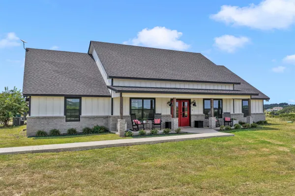$799,000 | 709 Three Creeks Drive, Bertram, TX 78605