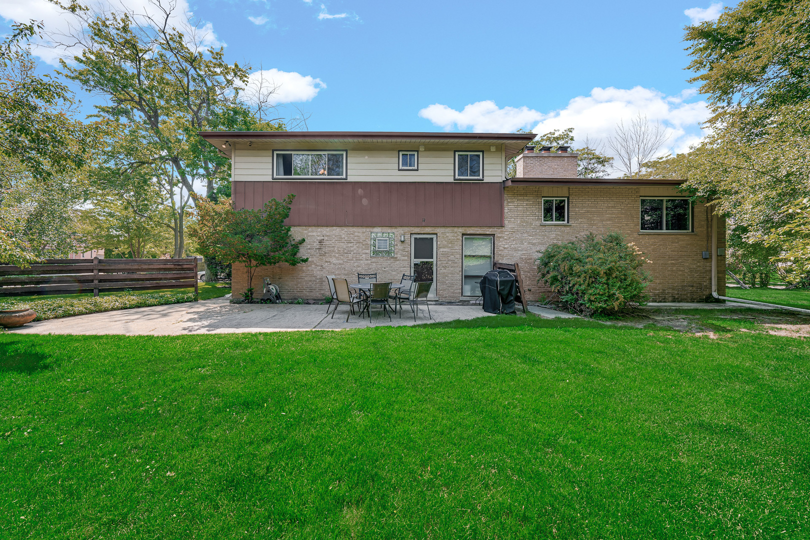 895 Sumac Road Highland Park, IL 60035 - Photo 18 of 19 Gallery Image 18