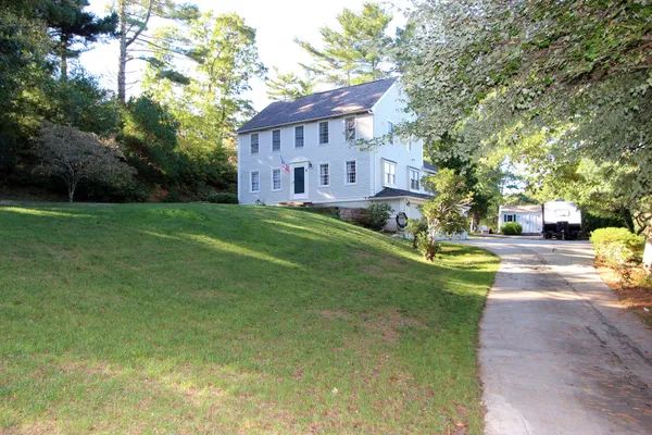 $795,000 | 4 Carmela Lane, Buzzards Bay, MA 02532