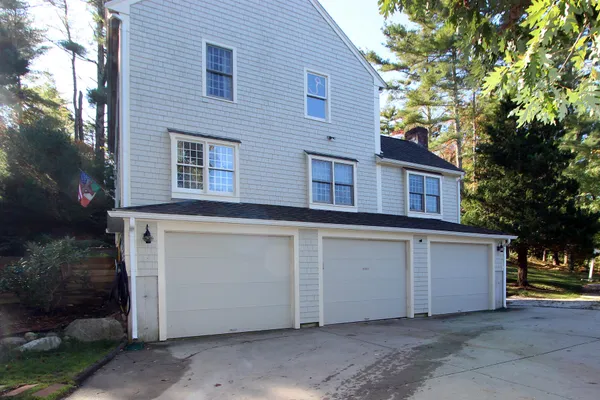 $795,000 | 4 Carmela Lane, Buzzards Bay, MA 02532