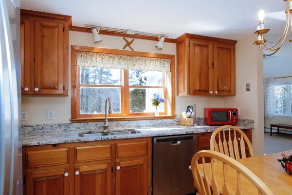 $795,000 | 4 Carmela Lane, Buzzards Bay, MA 02532
