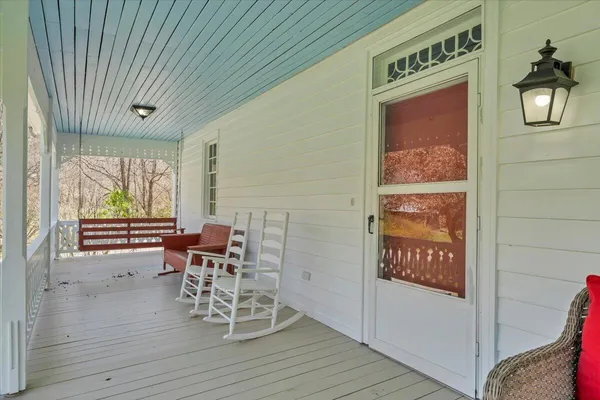 $999,000 | 16 Huffman Store Drive, Newport, VA 24128