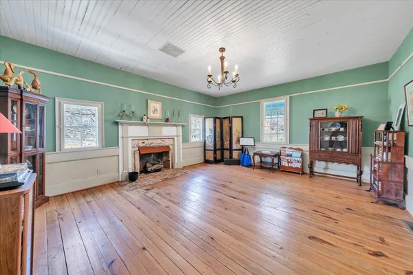 $999,000 | 16 Huffman Store Drive, Newport, VA 24128