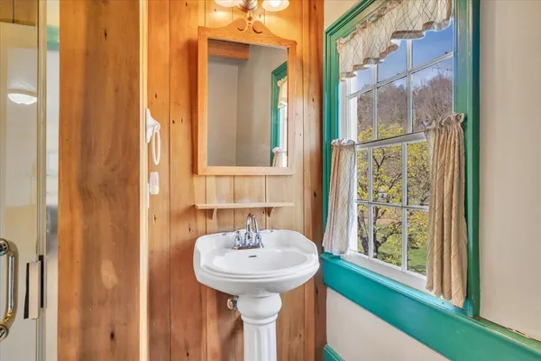 $999,000 | 16 Huffman Store Drive, Newport, VA 24128