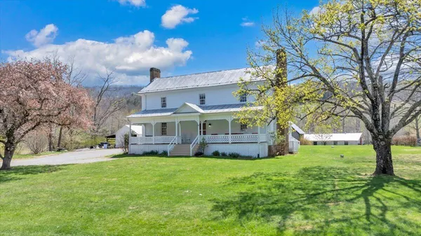 $999,000 | 16 Huffman Store Drive, Newport, VA 24128