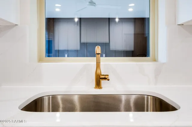 $415,000 | Undisclosed Address, Broussard, LA 70518