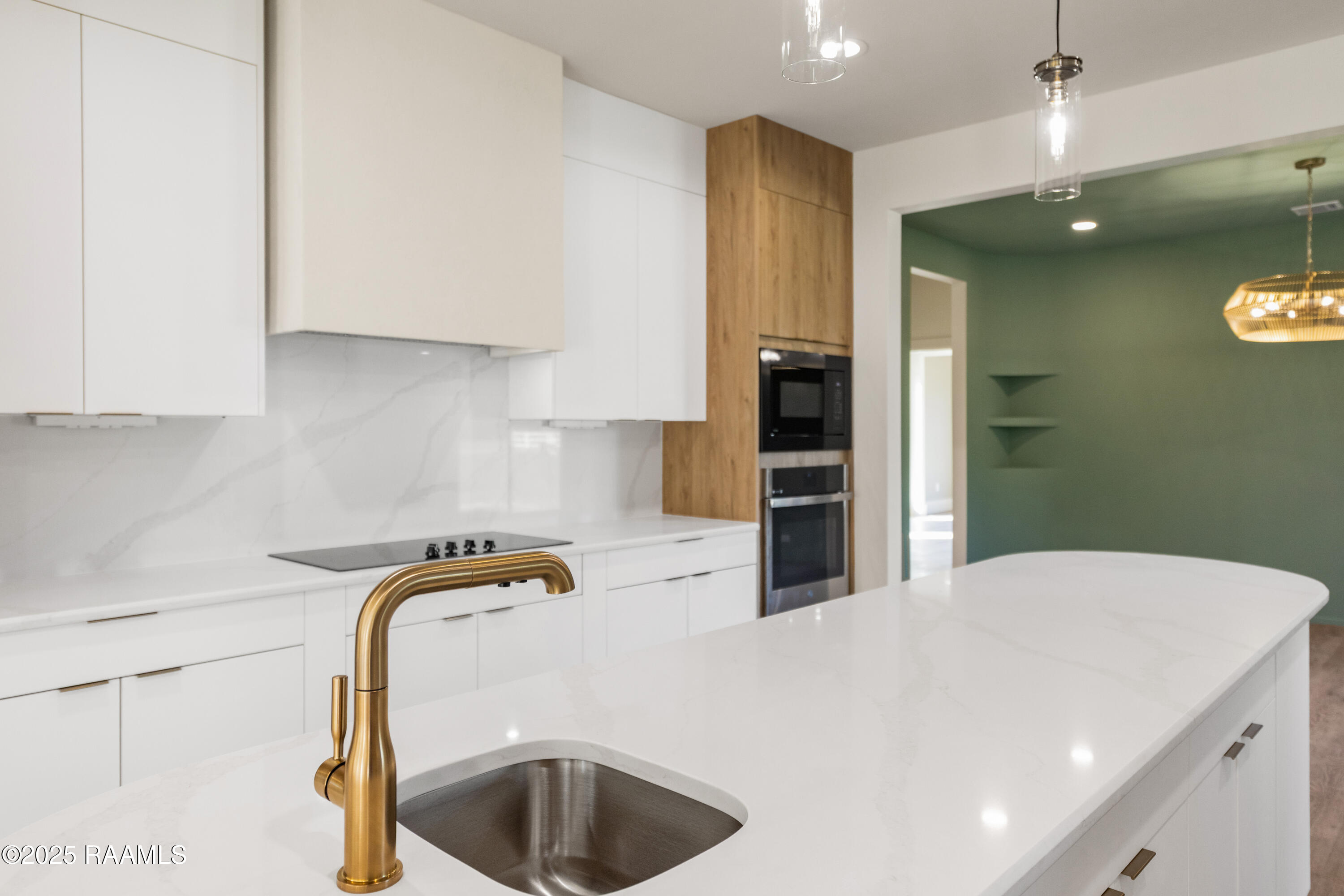 100 La Rue Malaga Broussard, LA 70518 - Photo 13 of 45 100RueLaMalaga-112