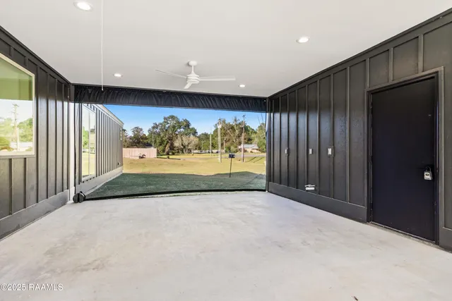 $399,900 | 100 La Rue Malaga, Broussard, LA 70518