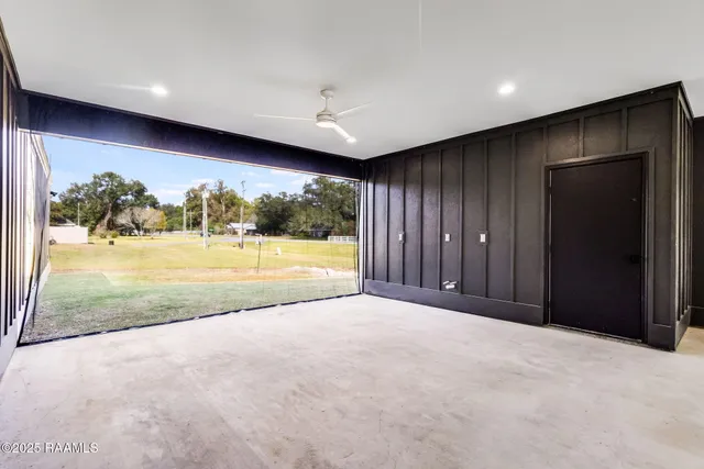 $415,000 | Undisclosed Address, Broussard, LA 70518