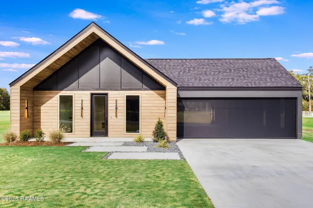 $415,000 | Undisclosed Address, Broussard, LA 70518