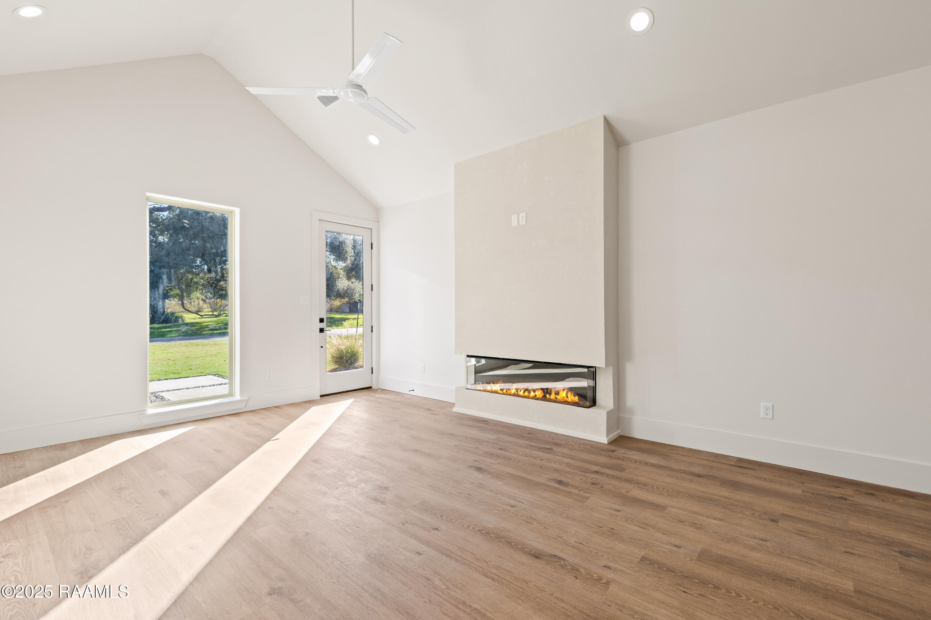 100 La Rue Malaga Broussard, LA 70518 - Photo 4 of 45 100RueLaMalaga-37