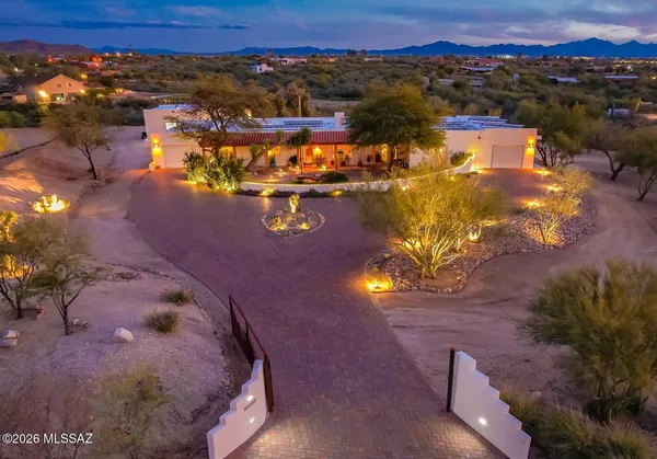 $1,165,000 | 10910 East Old Spanish Trail, Tucson, AZ 85730