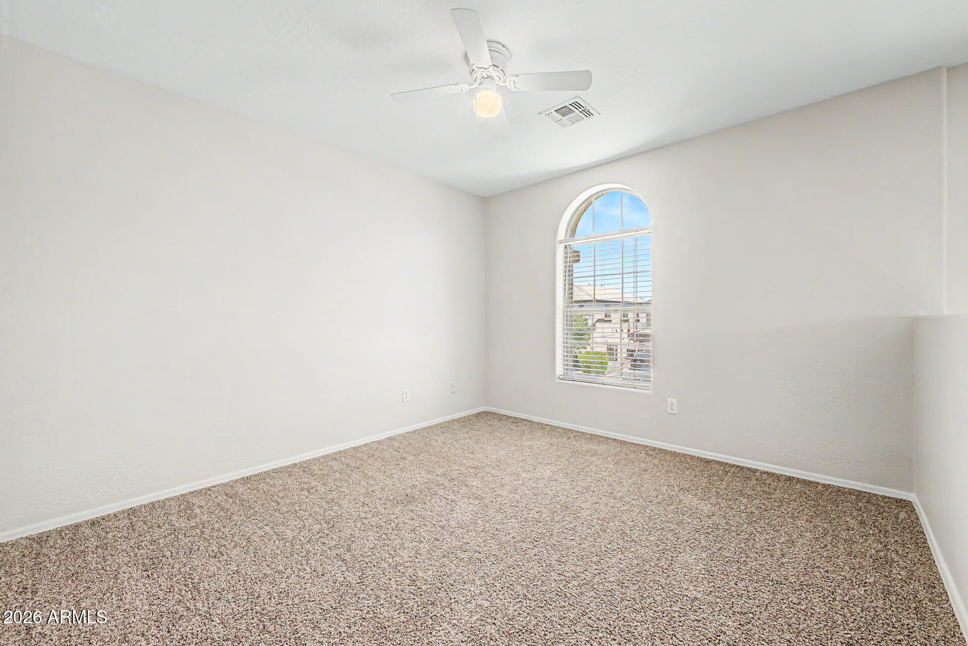 13627 West Calavar Road Surprise, AZ 85379 - Photo 13 of 32 23 - Calavar