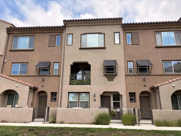 $775,000 | 1576 Castillo Way, Unit 45, Vista, CA 92081