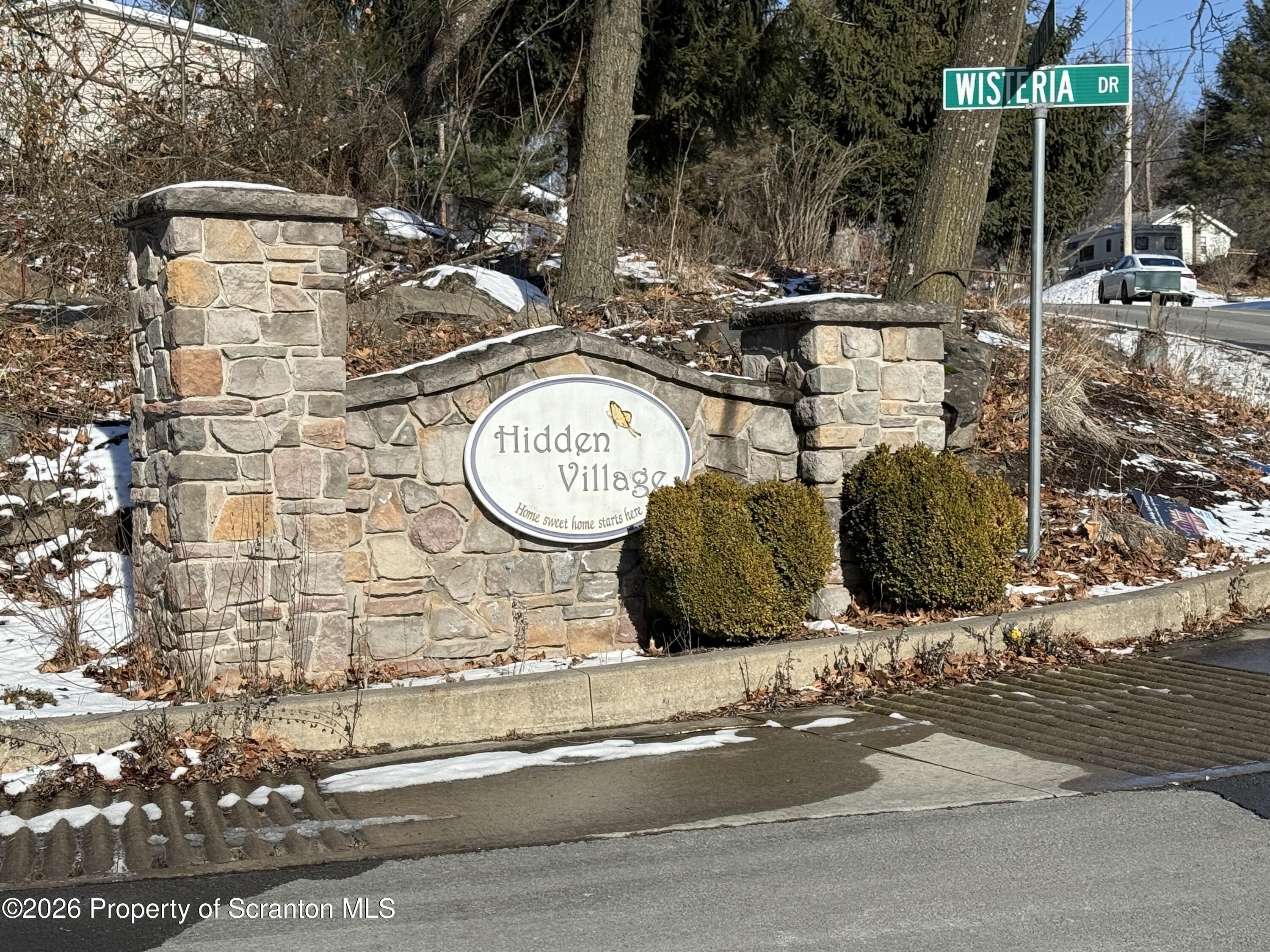 517 Poppy Lane Pittston, PA 18641 - Photo 4 of 5 IMG_2314