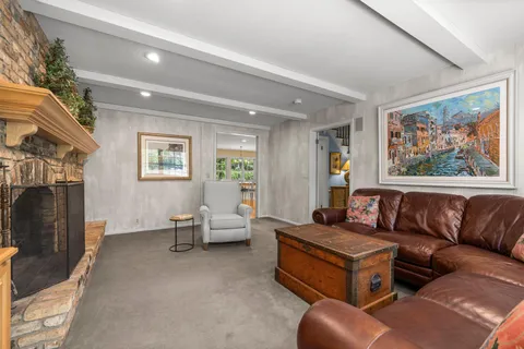 $825,000 | 4742 Gaywood Drive, Minnetonka, MN 55345