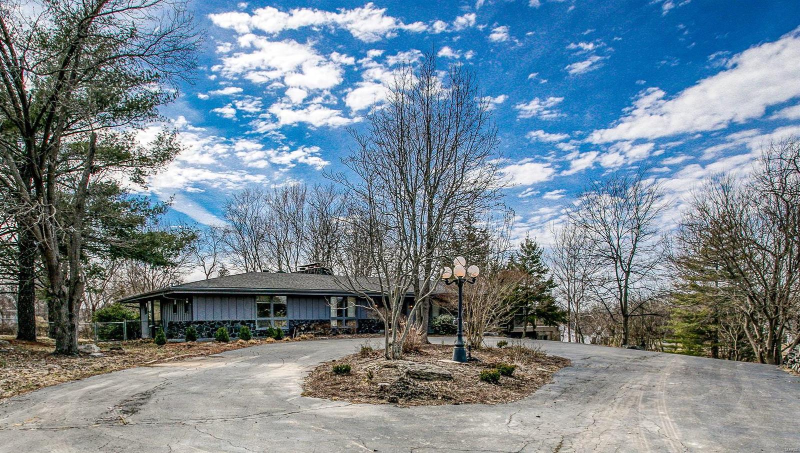6946 Telegraph Road St. Louis, MO 63129 - Photo 1 of 43 Gallery Image 1