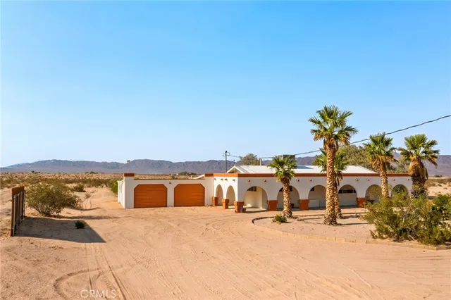 $435,000 | 80322 Mesa Drive, Twentynine Palms, CA 92277