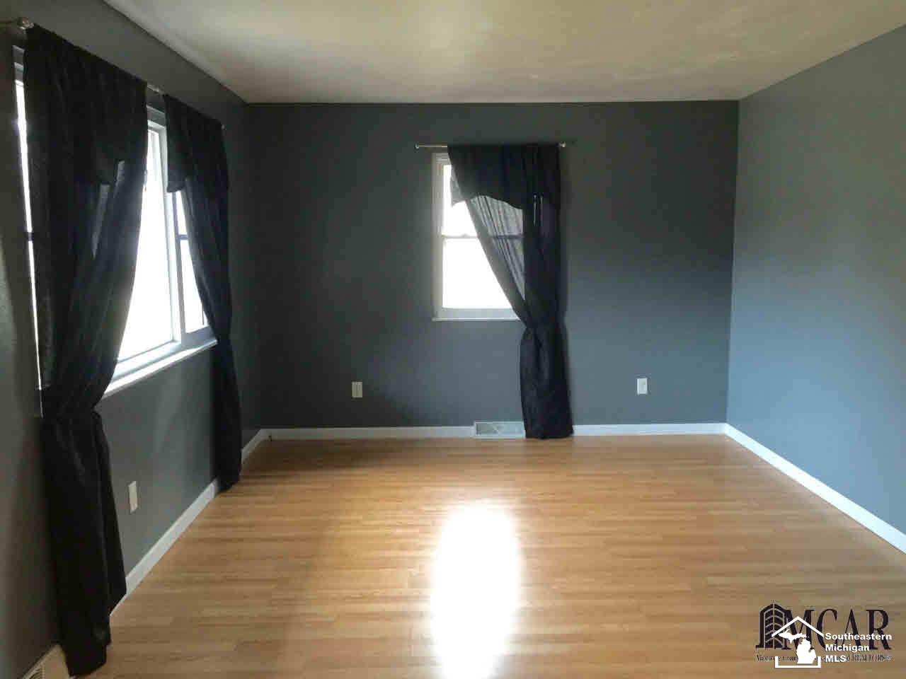 10797 Secor Road Temperance, MI 48182 - Photo 2 of 15 21254159-1.JPG