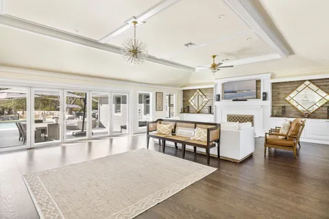 $5,995,000 | 17 Upland Road, Montauk, NY 11954