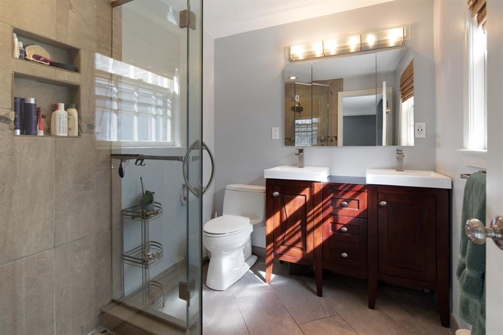 28 Winfield Road Hingham, MA 02043 - Photo 13 of 25