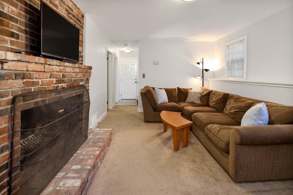 28 Winfield Road Hingham, MA 02043 - Photo 17 of 25