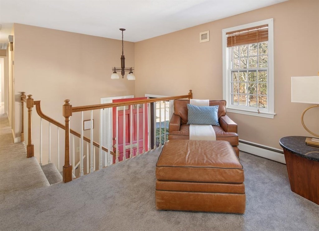 28 Winfield Road Hingham, MA 02043 - Photo 3 of 25