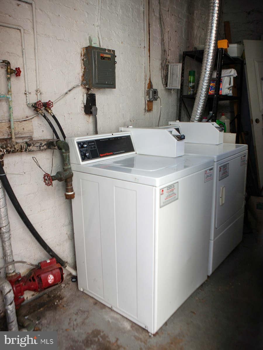 333 C Street Southeast Washington, DC 20003 - Photo 11 of 12 Interior (General)