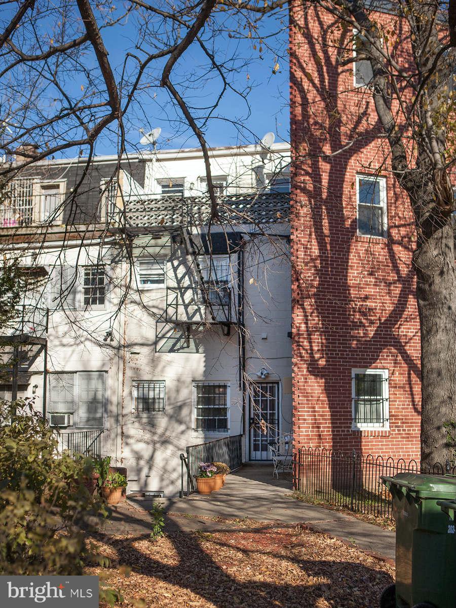 333 C Street Southeast Washington, DC 20003 - Photo 7 of 12 Exterior (Rear)